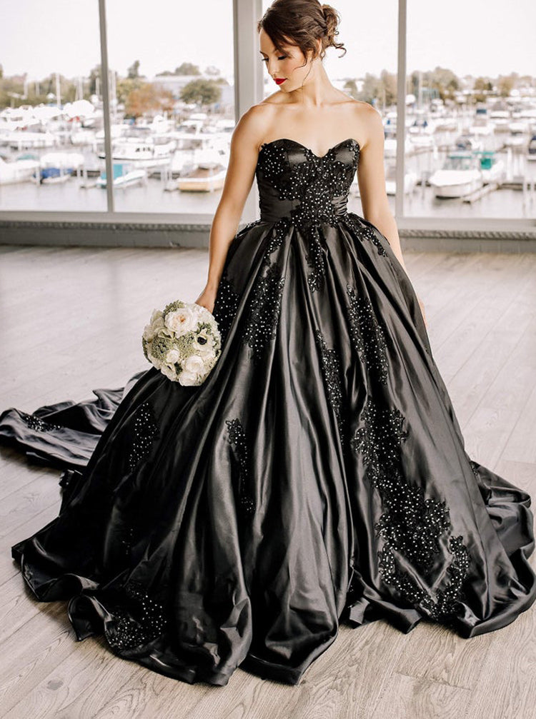 Black Bridal Ball Gown,Sweetheart Neckline Satin Wedding Gown,WD00929, US26W / Champagne Black Bridal Ball Gown,Sweetheart Neckline Satin Wedding Gown,WD00929, US26W / Champagne
