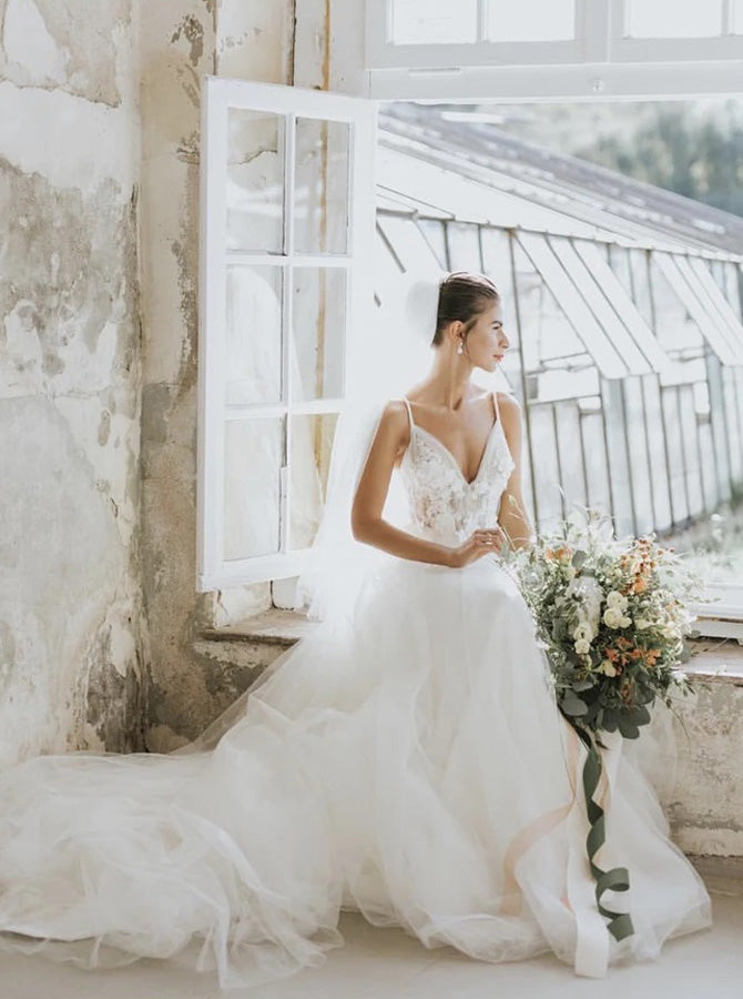 A-line Wedding Dress V-neck,Lace Bodice Wedding Dress,WD00660, US6 / Black A-line Wedding Dress V-neck,Lace Bodice Wedding Dress,WD00660, US6 / Black