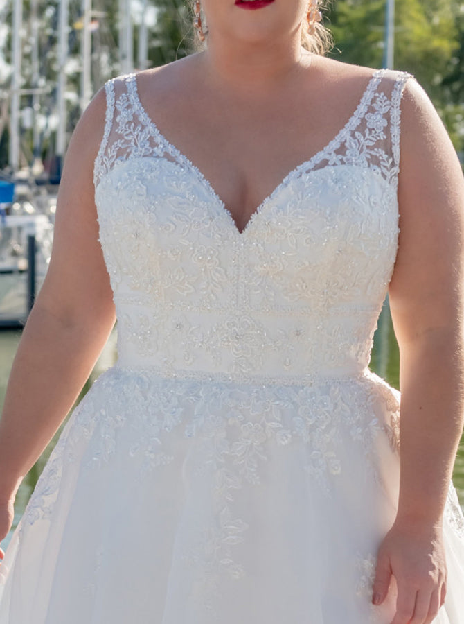 Plus Size Wedding Dress with Corset Back,A-line Tulle Wedding Gown,WD0