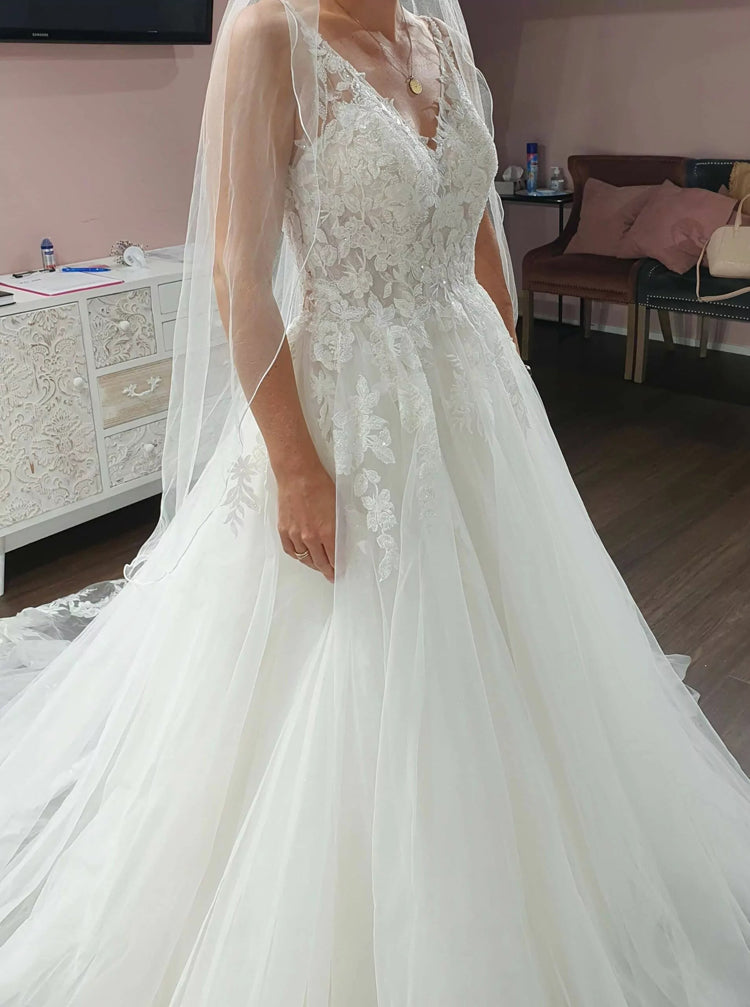 V-Neck Wedding Dress,A-Line Spaghetti Straps Bridal Dress,WD00803, US22W / Champagne V-Neck Wedding Dress,A-Line Spaghetti Straps Bridal Dress,WD00803, US22W / Champagne