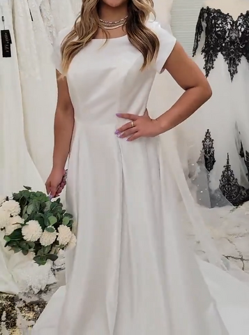 A-line Plus Size Wedding Gown,Satin Plus Size Bridal Gown With Short Sleeve,WD01052