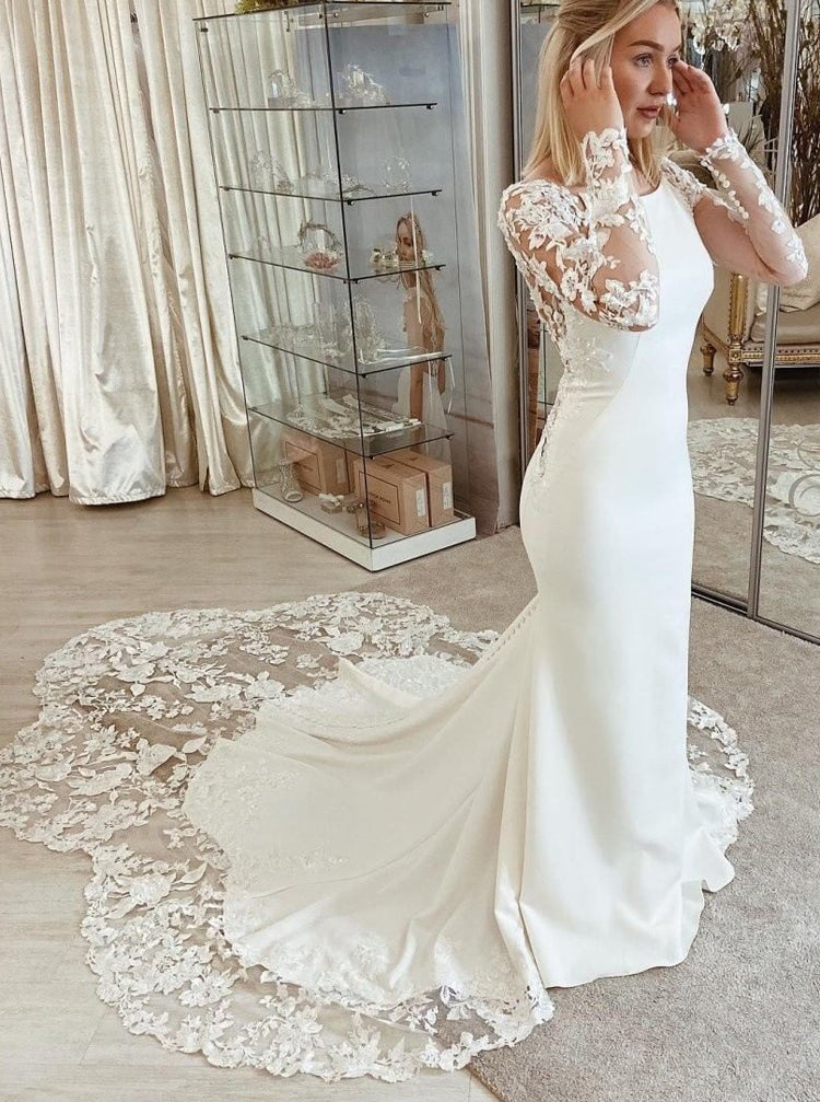 Fit And Flare Wedding Dress With Long Sleeve,Chapel-length Petal Train