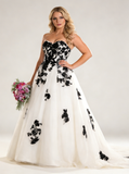 Plus Size Bridal Gown with Sweetheart Neckline,Lace Black White Wedding Dress,WD00692