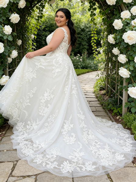 Plus Size Lace Wedding Dress,Plunging Neckline Open Back Bridal Dress,WD00679