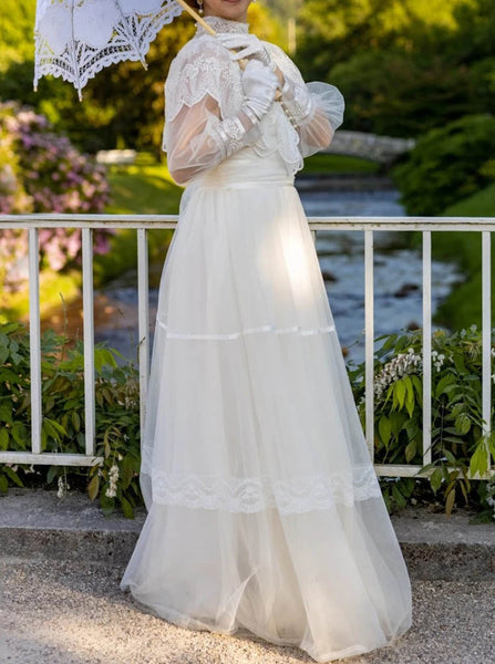 Vintage Wedding Dress,Floor Length Bridal Dress With Sheer Long Sleeve,WS25103105