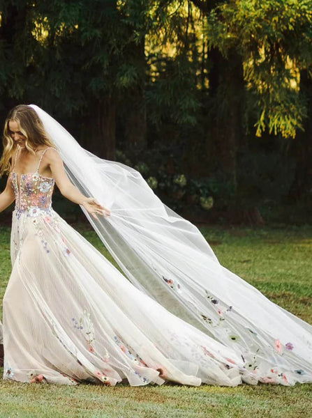 Floral Appliqued Wedding Dress,Destination Bridal Gown,WD2510031437