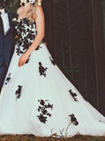 Plus Size Bridal Gown with Sweetheart Neckline,Lace Black White Wedding Dress,WD00692